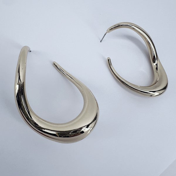 Twisted Oval Hollow Hoop Earrings