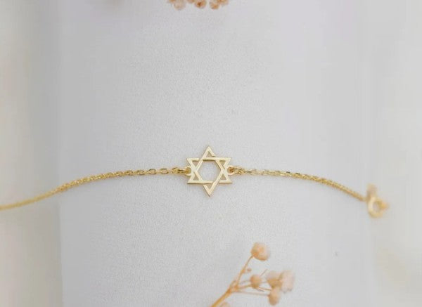 Minimalist Star of David Bracelet
